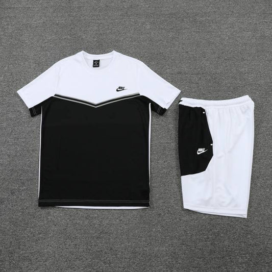 Kit Camisa e Short Nike Branco e Preto