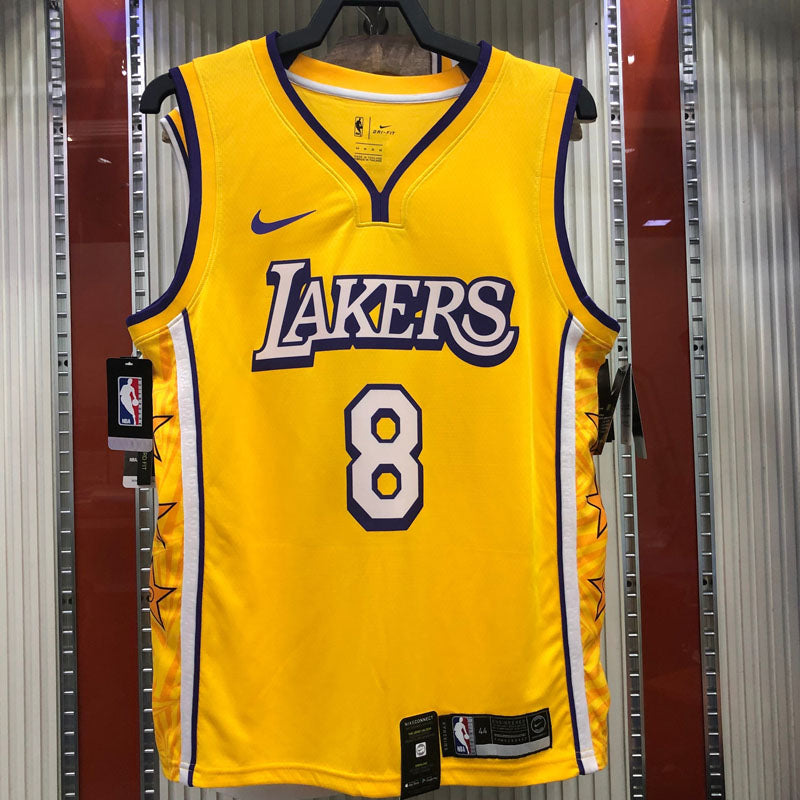 Regata NBA Los Angeles Lakers City Edition 19/20 Kobe Bryant 8 Amarela