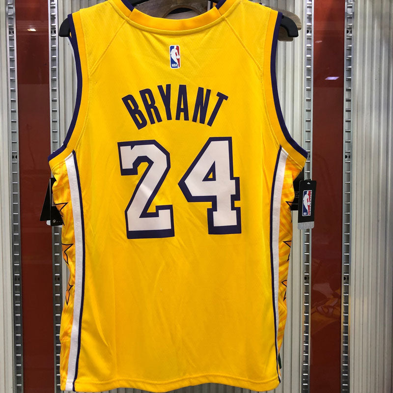Regata NBA Los Angeles Lakers City Edition 19/20 Kobe Bryant 24 Amarela