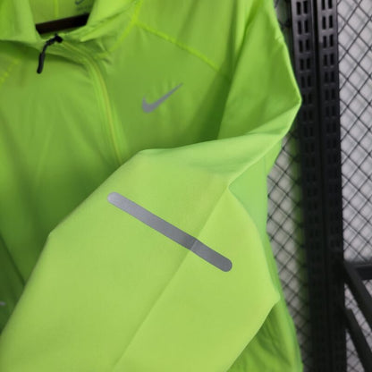 Corta Vento Verde Solid Nike