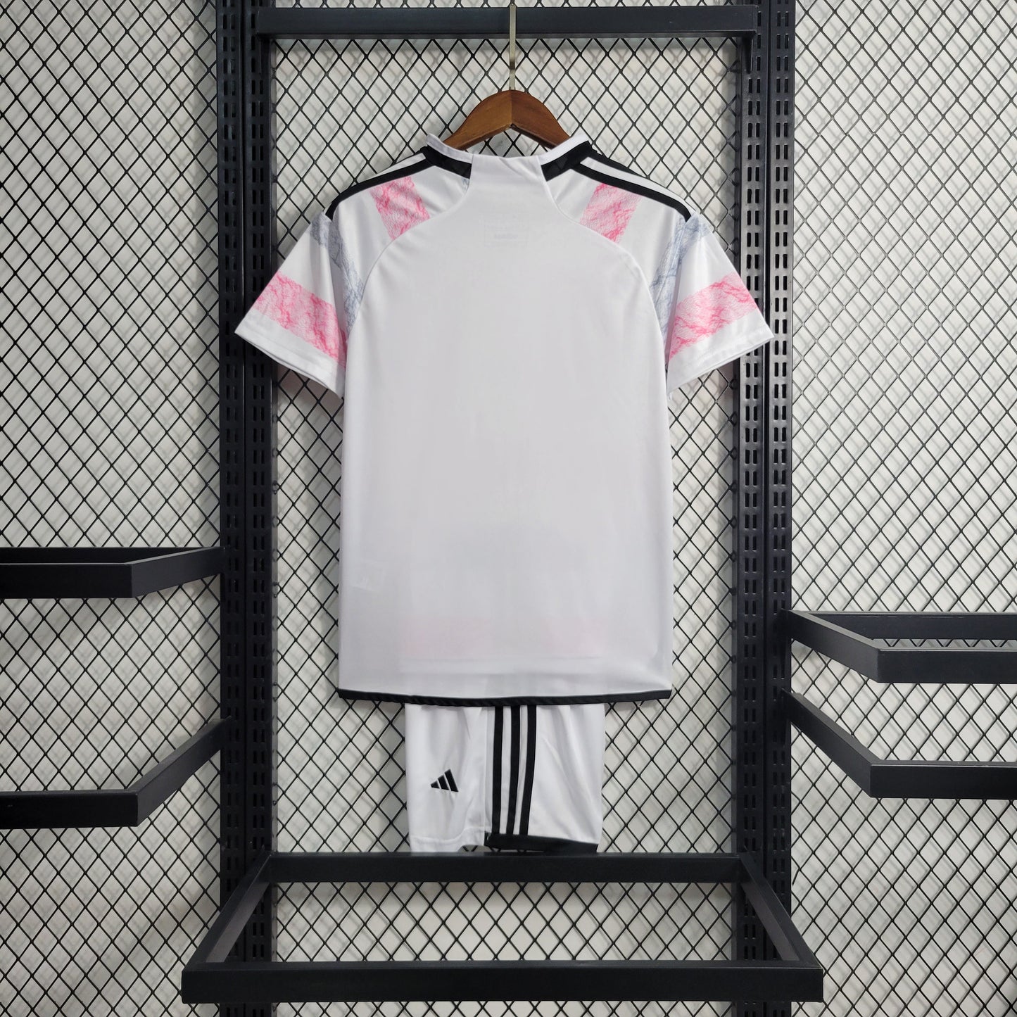 Kit Adidas Juventus II - 2023/24 Infantil