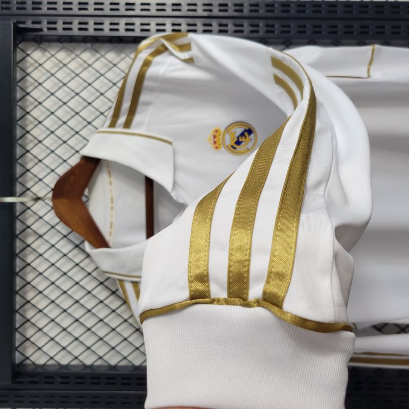 Camisa Manga Longa Branca Retro Real Madrid 11/12