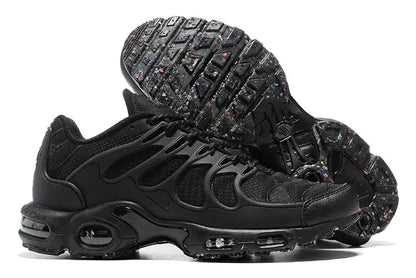 TÊNIS NIKE AIR MAX TERRASCAPE PLUS TRIPLE BLACK