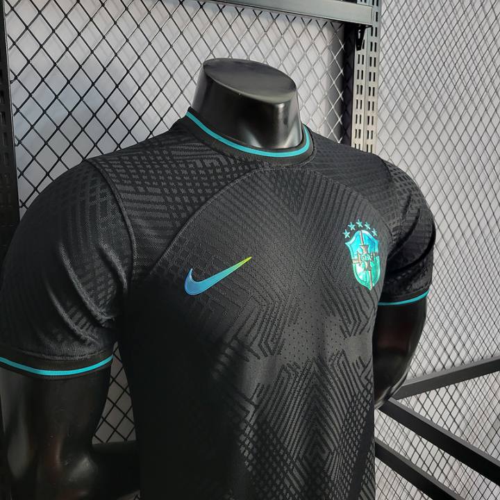 Camisa Preta Brasil Refletiva Modelo Jogador