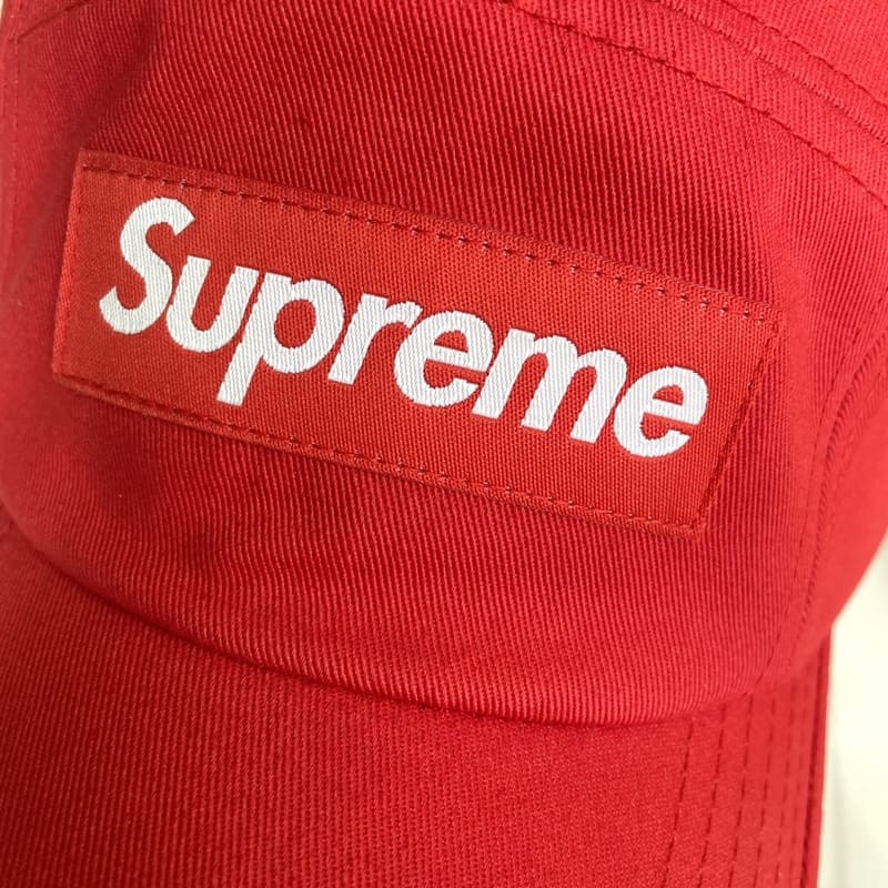 Boné Supreme Washed Chino Twill Camp Red