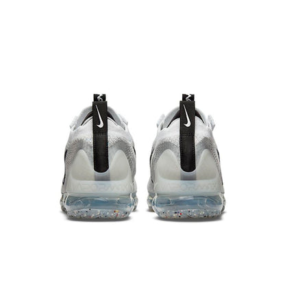 TÊNIS NIKE AIR VAPORMAX FLYKNIT 2021 BRANCO E PRETO