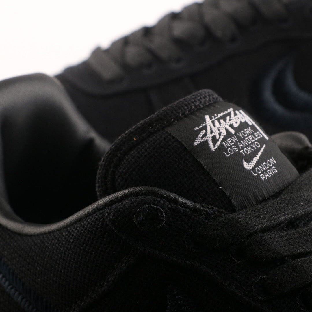 TÊNIS NIKE AIR FORCE 1 x STUSSY BLACK