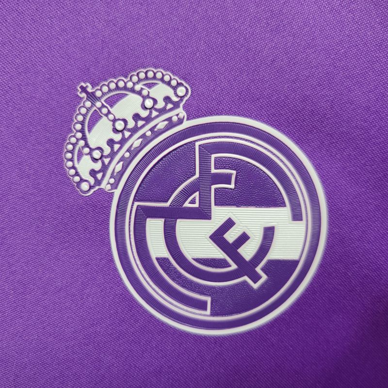 Camisa Manga Longa Roxa Retro Real Madrid 16/17