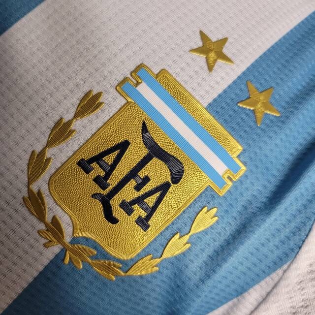 Camisa Branca e Azul Argentina Copa do Mundo 2022 Modelo Jogador