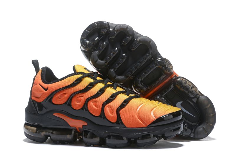 TÊNIS NIKE VAPORMAX PLUS SUNSET