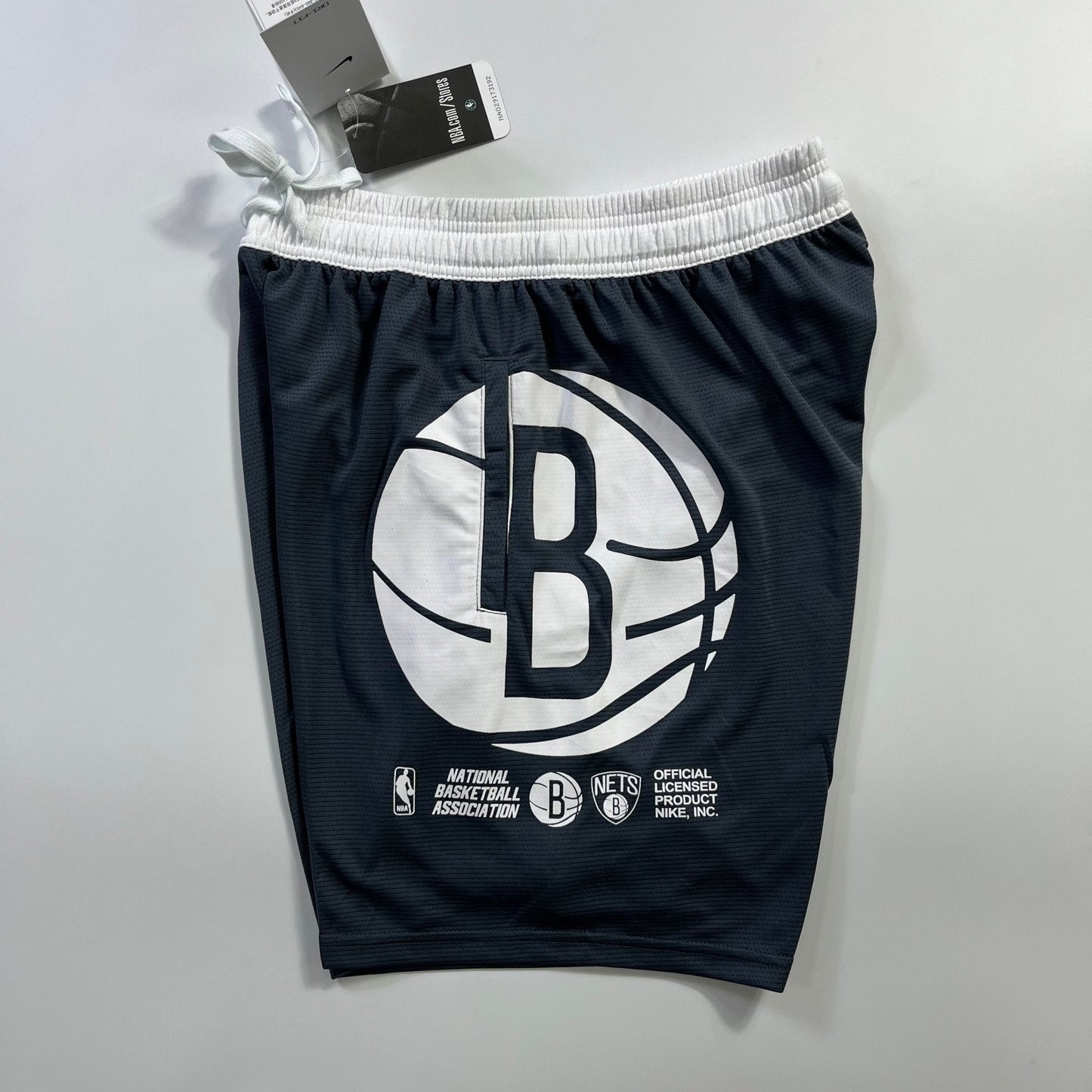 Shorts casual do Brooklyn Nets cinza