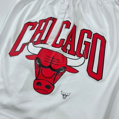 Shorts casual do Chicago Bulls branco