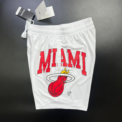 Shorts casual do Miami Heat branco