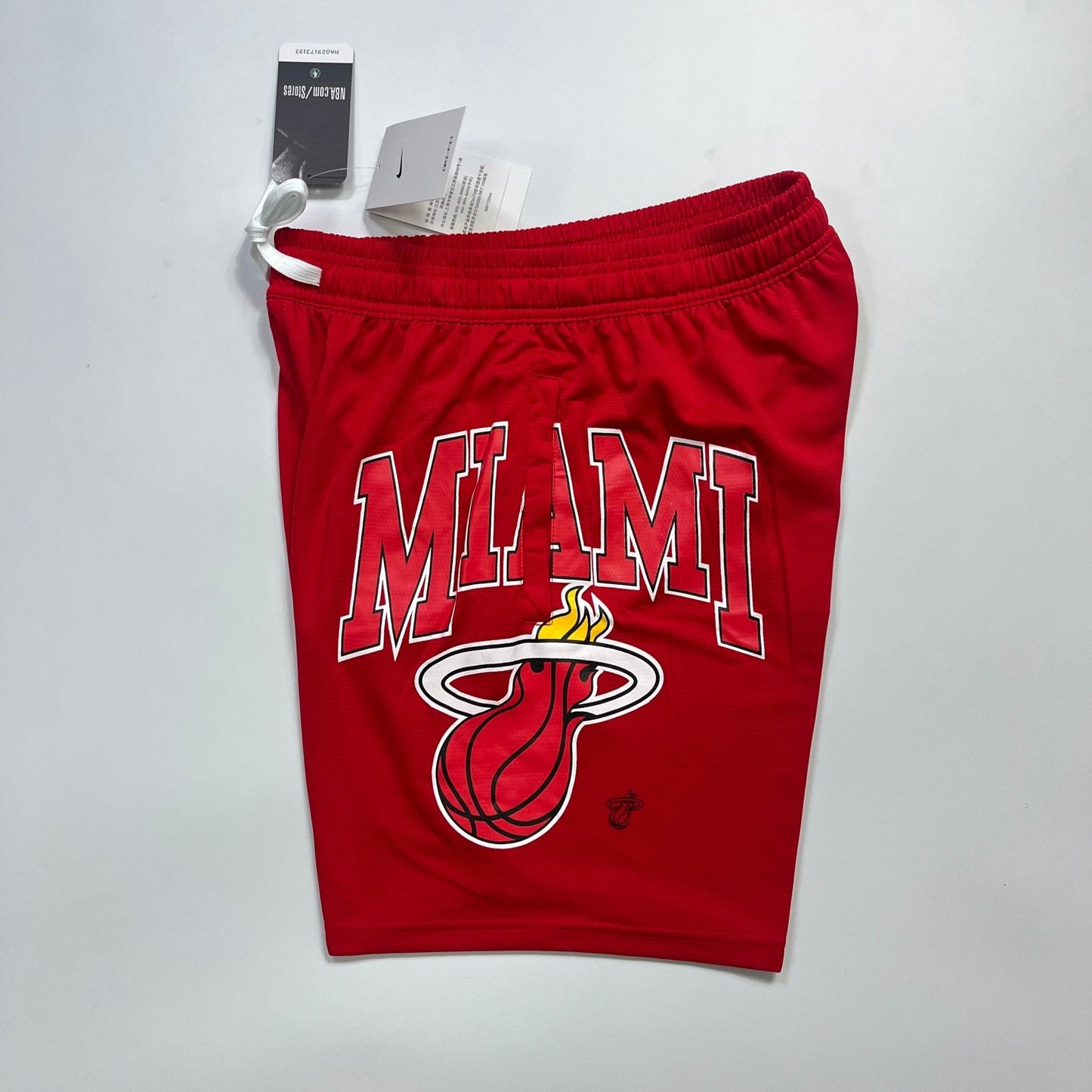 Shorts casual do Miami Heat vermelho