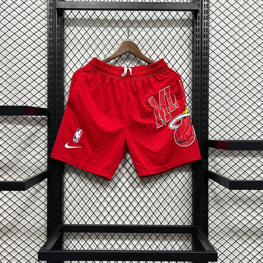 Shorts casual do Miami Heat vermelho