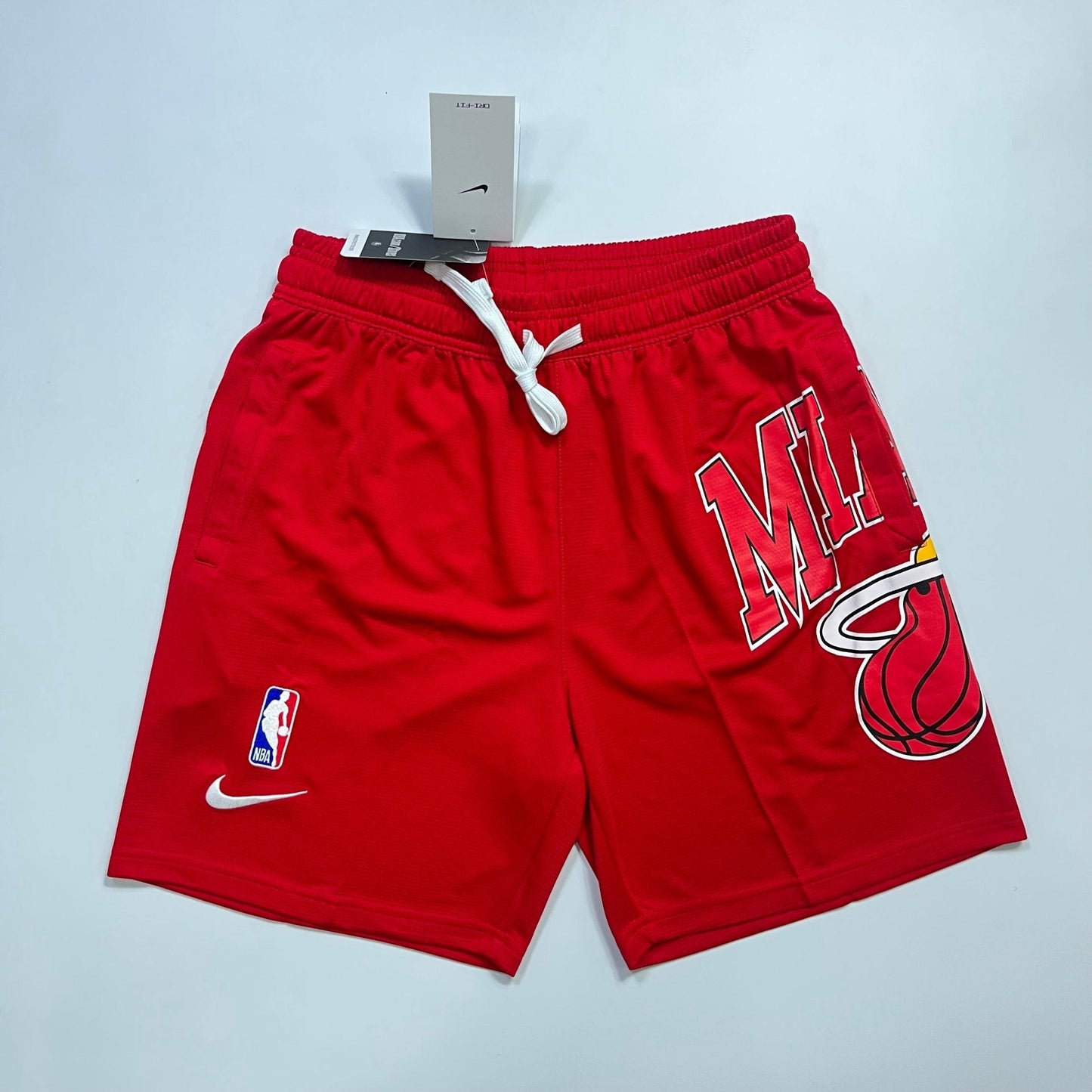 Shorts casual do Miami Heat vermelho
